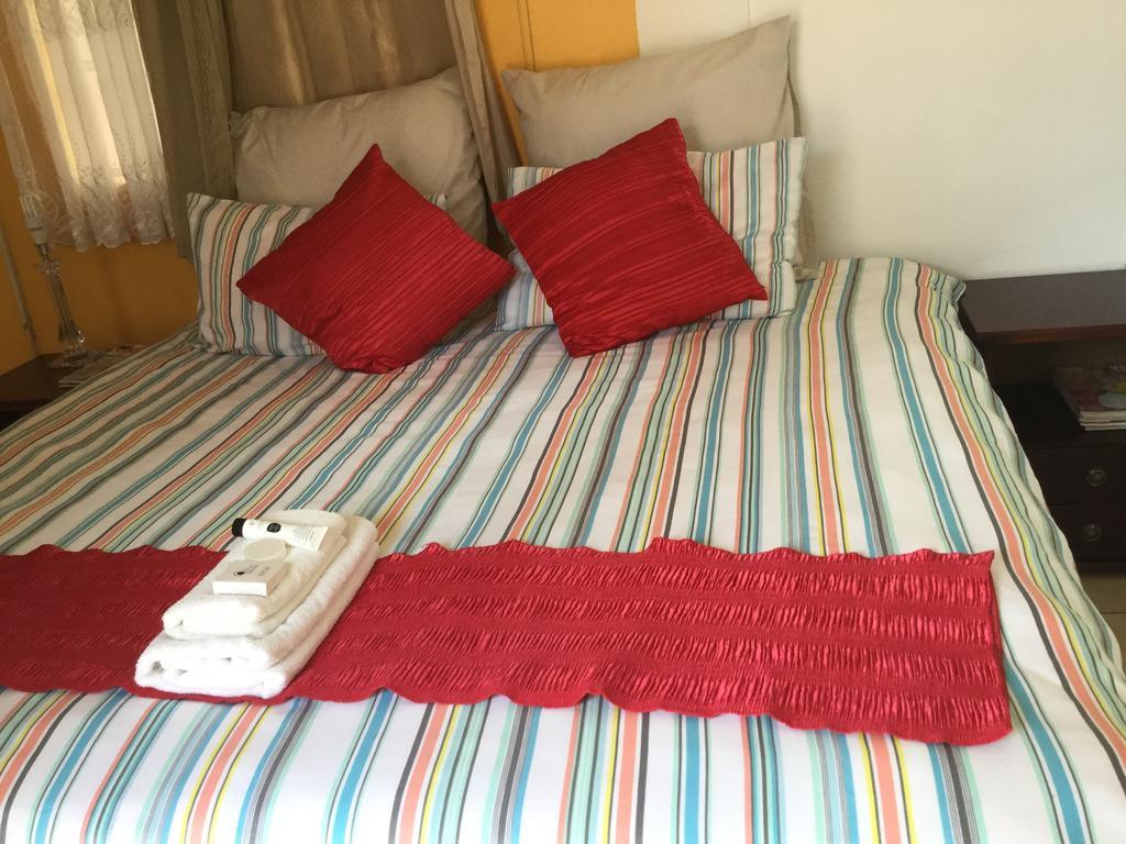 Twin Lodge Umtata Екстер'єр фото